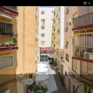 Tranquilidad En El Centro De La Ciudad Malaga