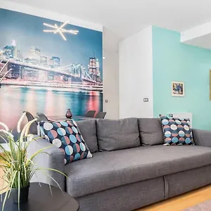 -malagasunapts- Modern Citycentre Pool&parking Malaga