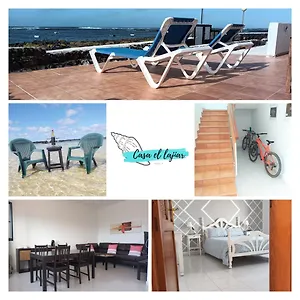 Casa El Lajiar Сasa de vacaciones Órzola